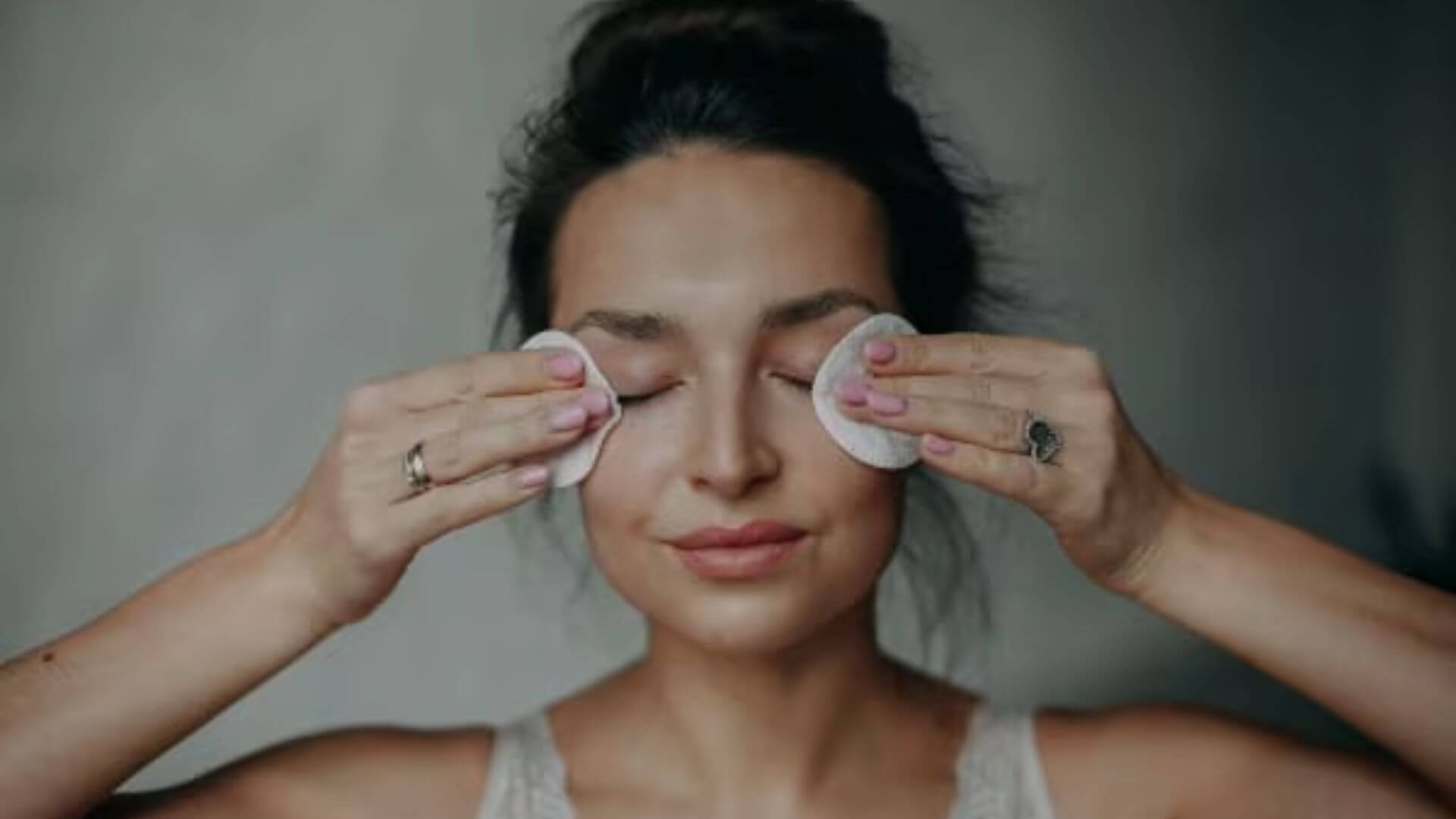 Mejores ingredientes en maquillaje para piel saludable