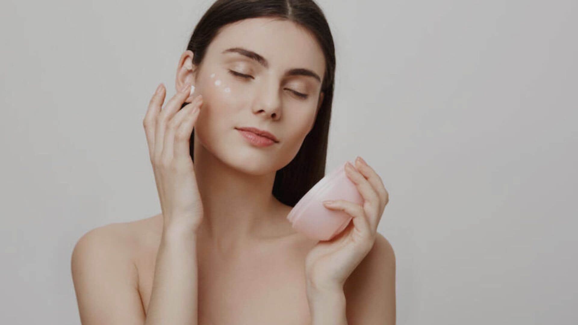 Beneficios de usar maquillaje natural hoy