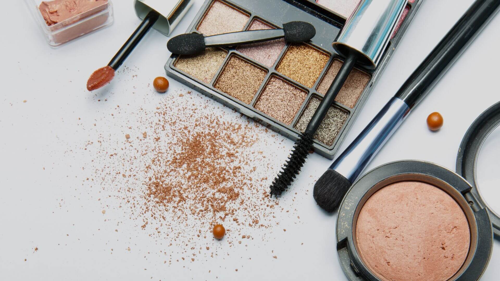 Consejos de salud para un maquillaje seguro